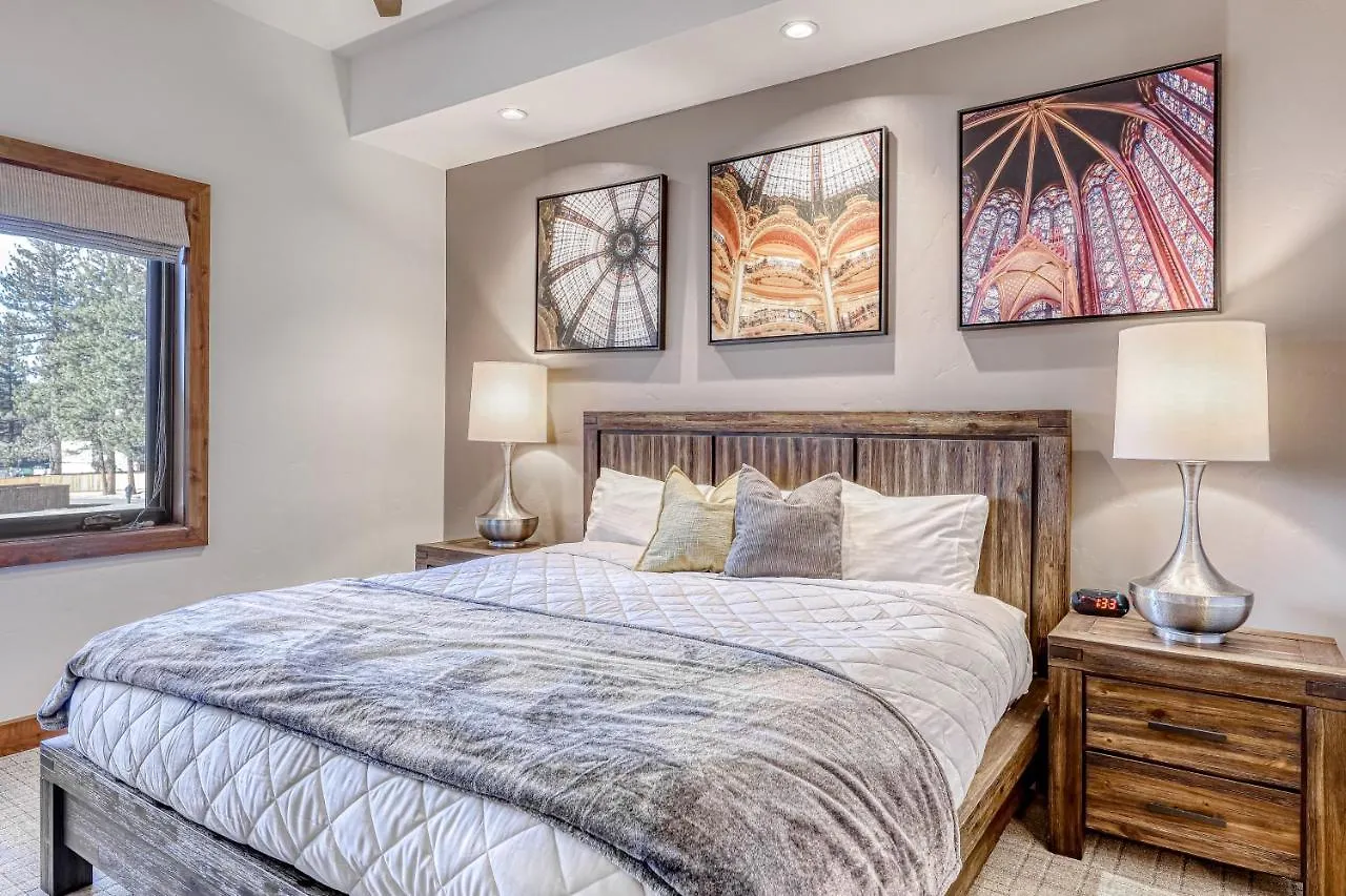 Zalanta Haven at The Village South Lake Tahoe Semesterbostad
