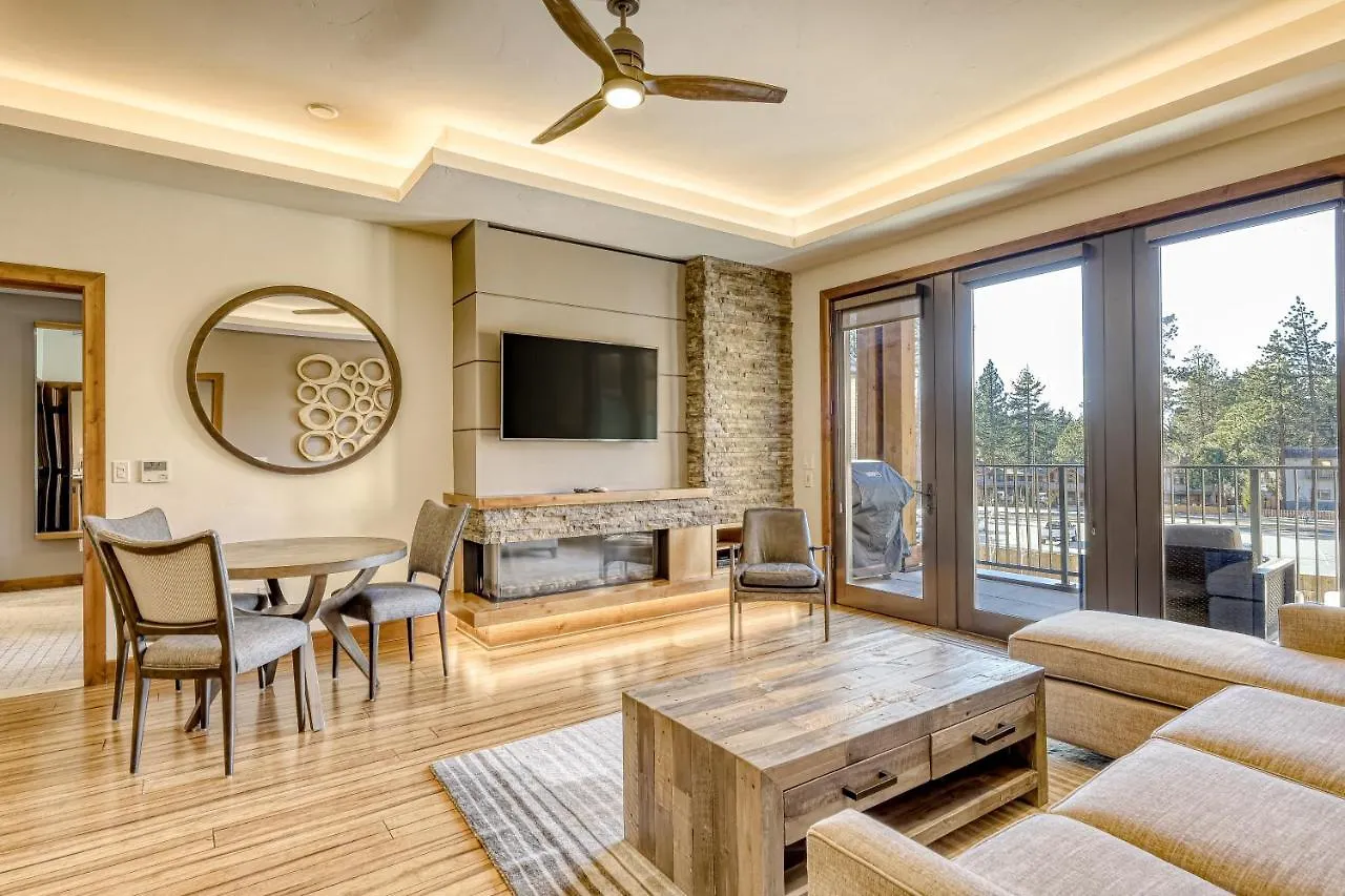 Semesterbostad Zalanta Haven at The Village South Lake Tahoe